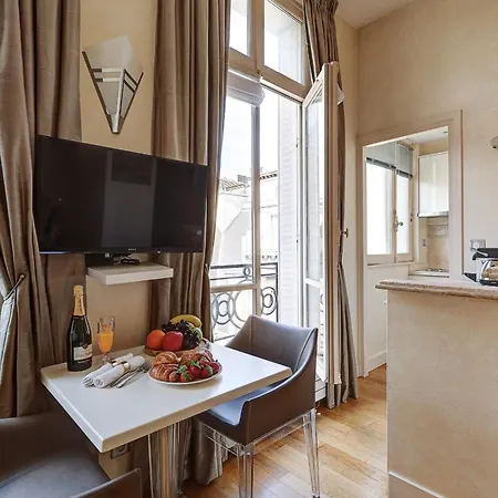 Lejlighed Avenue Des Champs-elysees - Cityapartmentstay