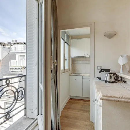 Lejlighed Avenue Des Champs-elysees - Cityapartmentstay *